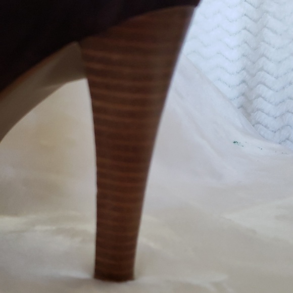 Colin Stuart brown high heels decorative stitching - Picture 3 of 6